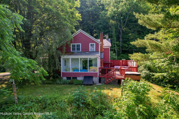 598 SCHOOLHOUSE RD, SAUGERTIES, NY 12477 - Image 1