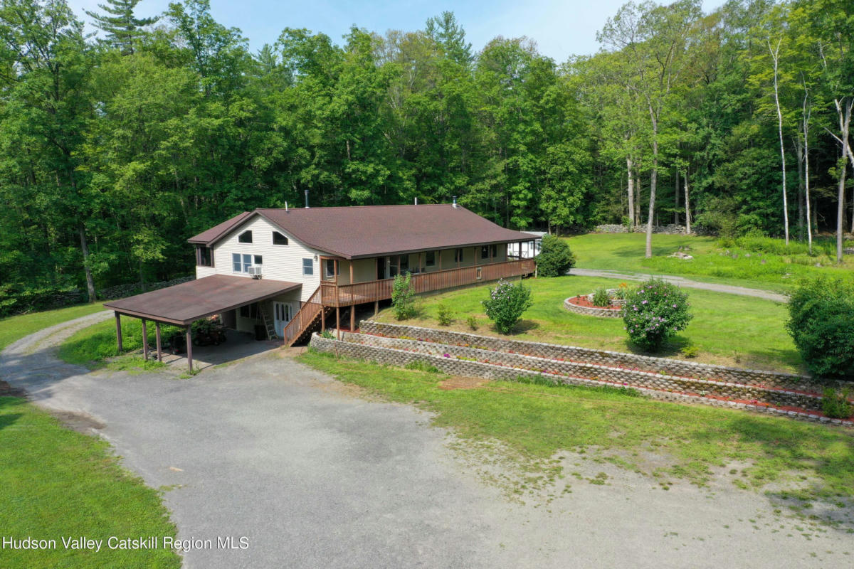 35 MOUNTAIN RD, SHOKAN, NY 12481, photo 1 of 32